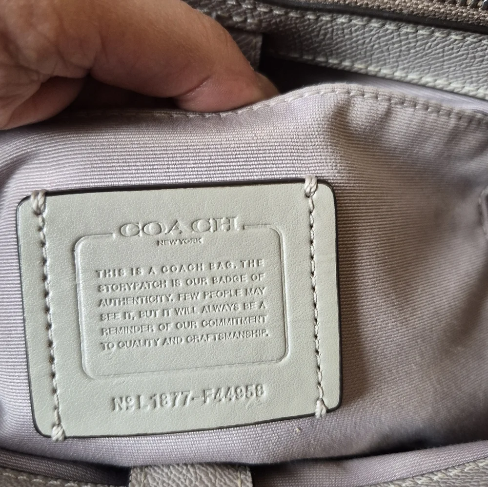 COACH SURREY CARRYALL - Picture 3 of 10